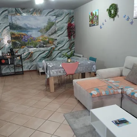 Casa Maria 3 *